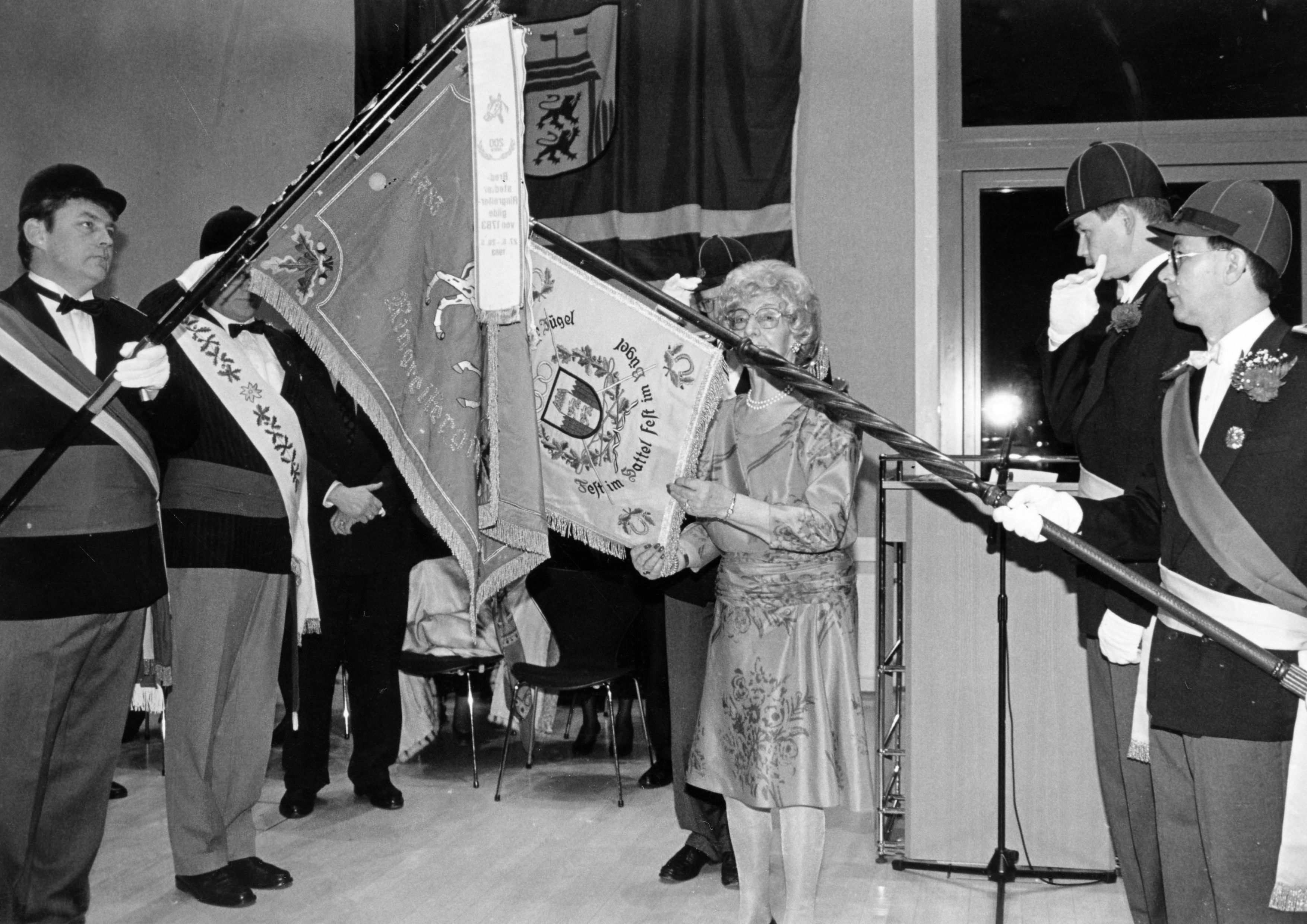 Fahnenweihe 1.2.1992